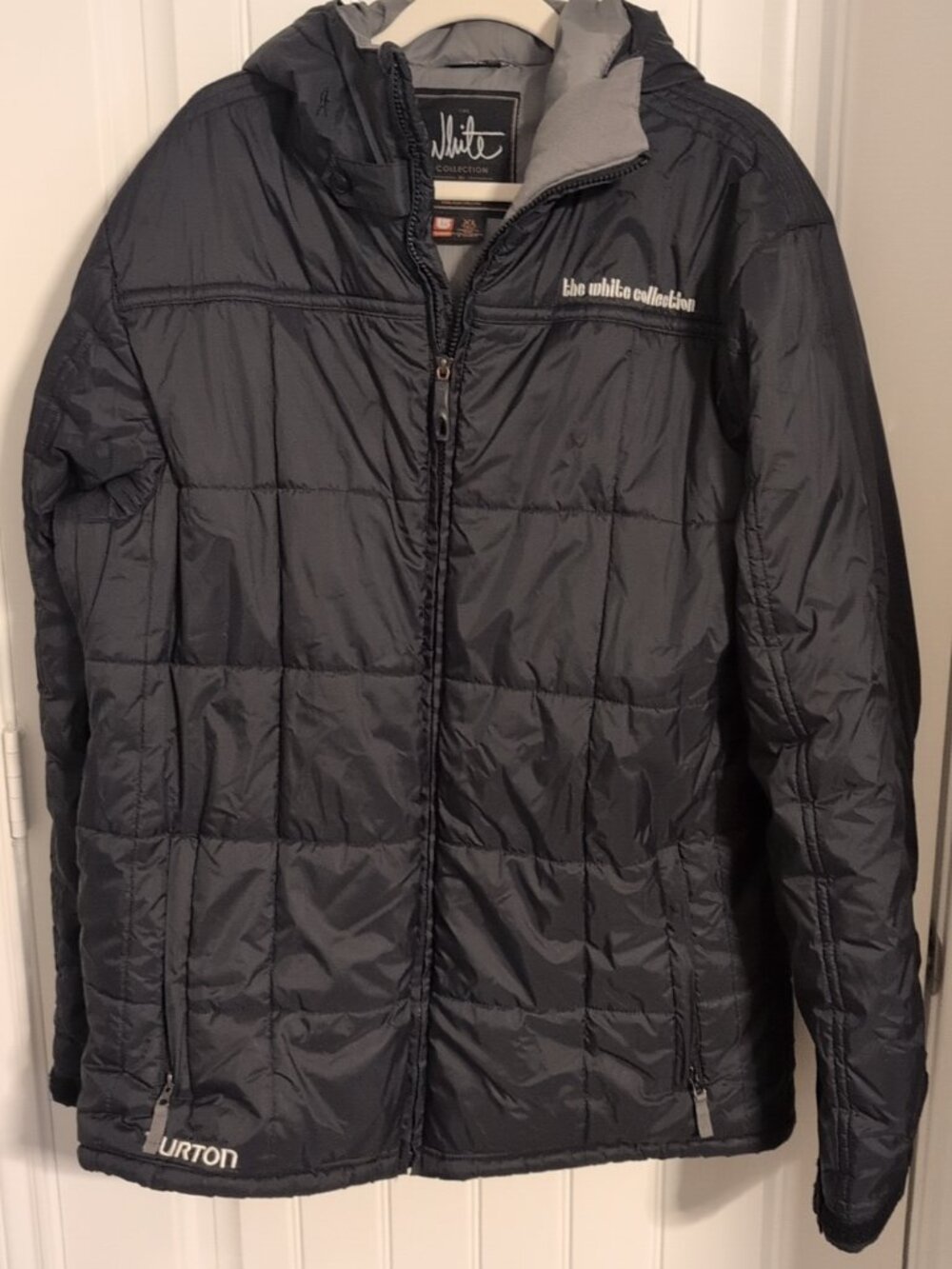 Burton White Collection Snowboarding Jacket w/ Hood Mens XL Black Puffy Coat